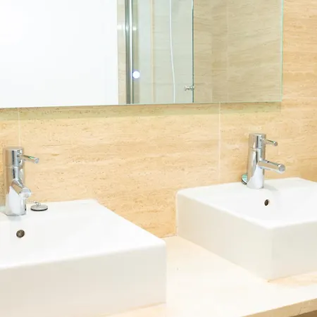 Casa Ameena 埃斯特波纳