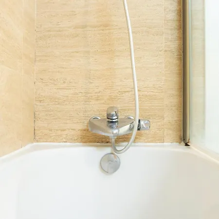 Casa Ameena * 埃斯特波纳